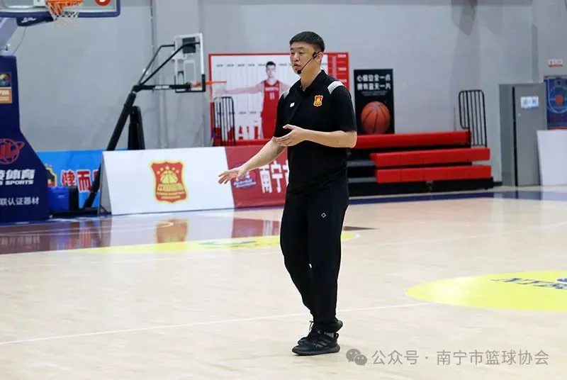 弹力带篮球训练动作要领_0